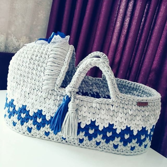 crochet baby bassinet